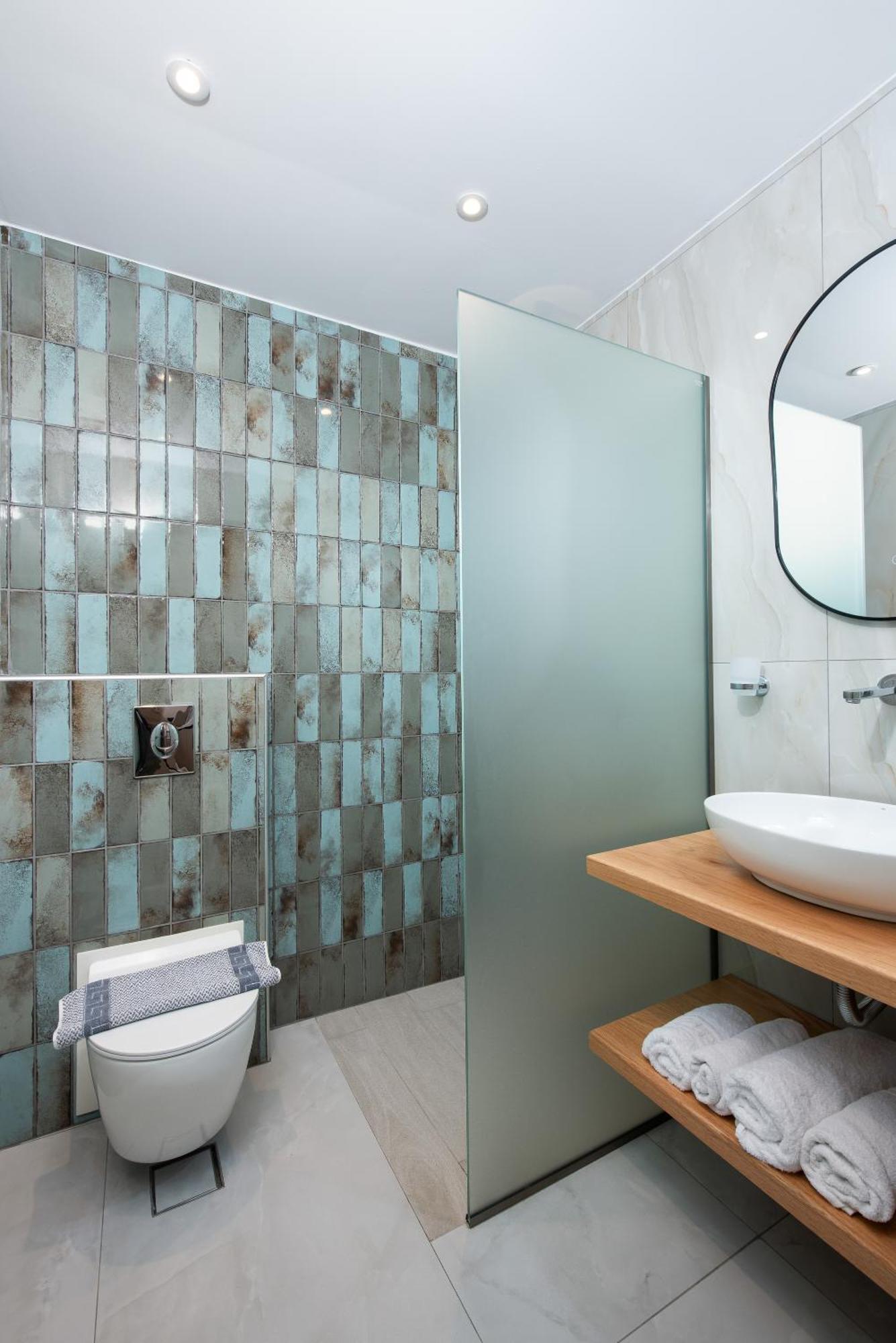 Olivento Beach Front Suites Потос Экстерьер фото
